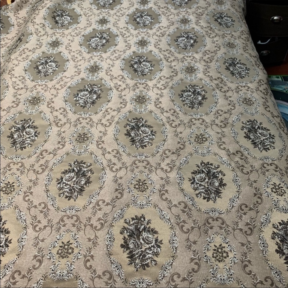 Sofa or bed cover new - Picture 2 of 4